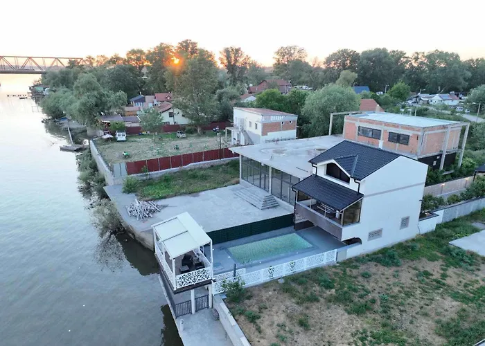 Belgrade River House